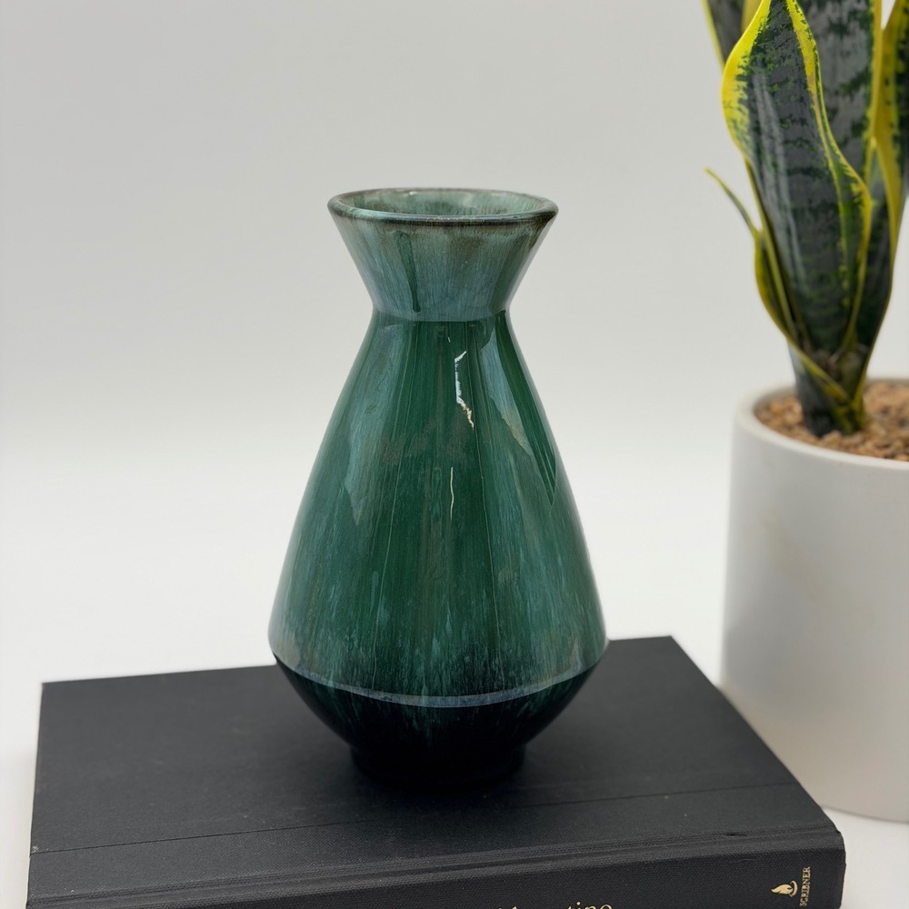 Blue Mountain Pottery Vintage Green Drip Glaze Tapered Bud Vase Canada BMP MCM